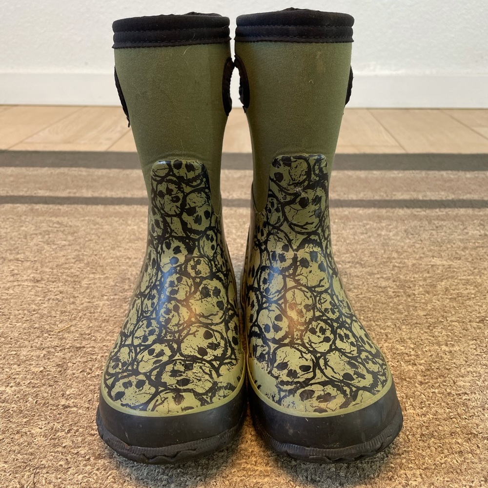 Boys Bogs Size 13